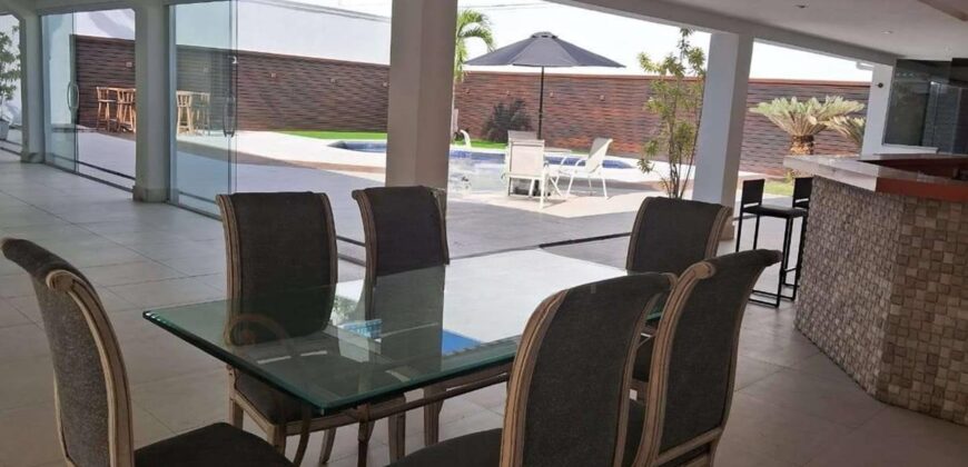 Casa con 5 camere a Barra da Tijuca | Santa Mônica Jardins • Pronta