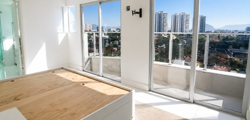 Cobertura Dúplex de 4 quartos na Barra da Tijuca | Beton • Pronta