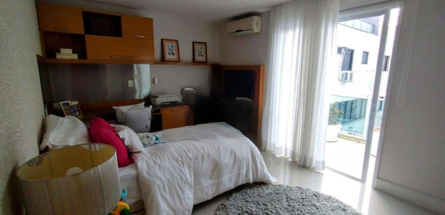 Cobertura Dúplex de 5 quartos na Barra da Tijuca | Residencial Port Brise • Pronta