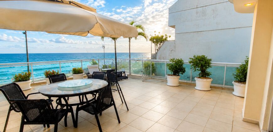 Cobertura Dúplex de 5 quartos na Barra da Tijuca | Residencial Port Brise • Pronta