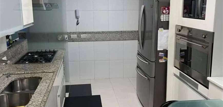 Apartamento de 3 quartos no Recreio dos Bandeirantes • Pronto