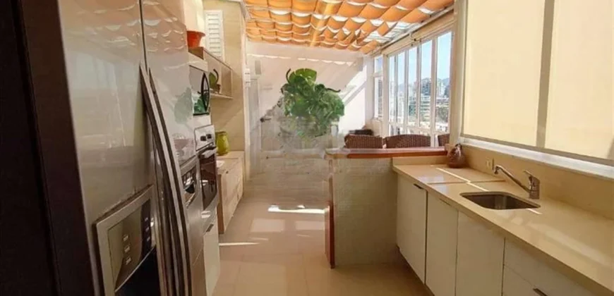 Cobertura Dúplex de 4 quartos na Barra da Tijuca | Beton • Pronta