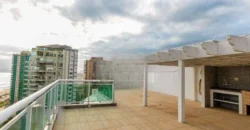 Cobertura Triplex de 4 quartos na Barra da Tijuca | Residencial Praia da Barra • Pronta