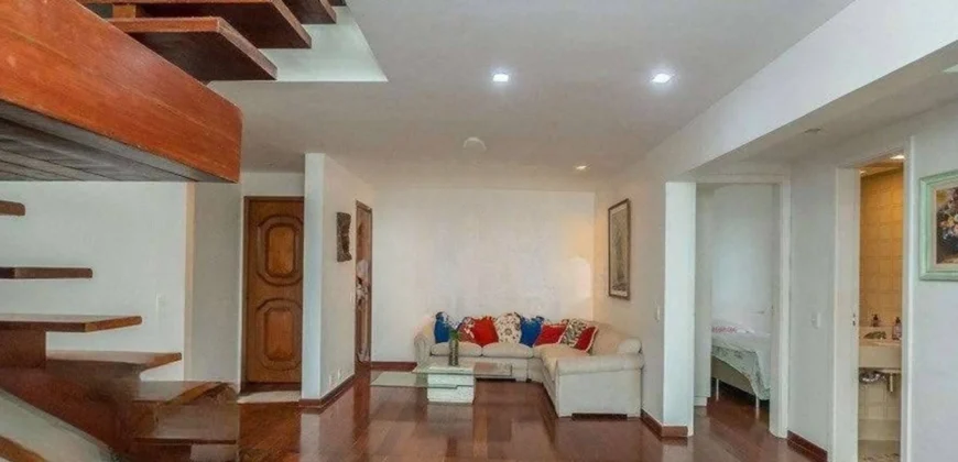 Cobertura Triplex de 4 quartos na Barra da Tijuca | Residencial Praia da Barra • Pronta