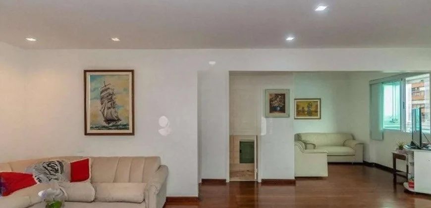 Cobertura Triplex de 4 quartos na Barra da Tijuca | Residencial Praia da Barra • Pronta