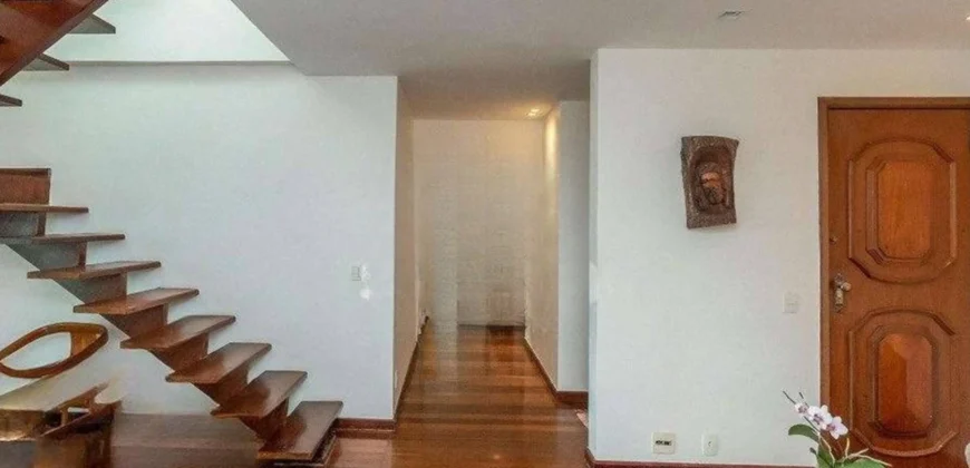 Cobertura Triplex de 4 quartos na Barra da Tijuca | Residencial Praia da Barra • Pronta