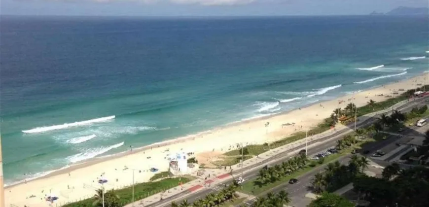 Cobertura Triplex de 4 quartos na Barra da Tijuca | Residencial Praia da Barra • Pronta