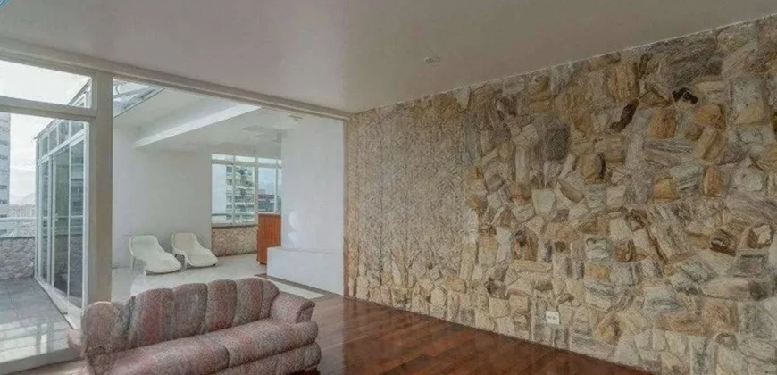 Cobertura Triplex de 4 quartos na Barra da Tijuca | Residencial Praia da Barra • Pronta