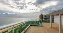Cobertura Triplex de 4 quartos na Barra da Tijuca | Residencial Praia da Barra • Pronta