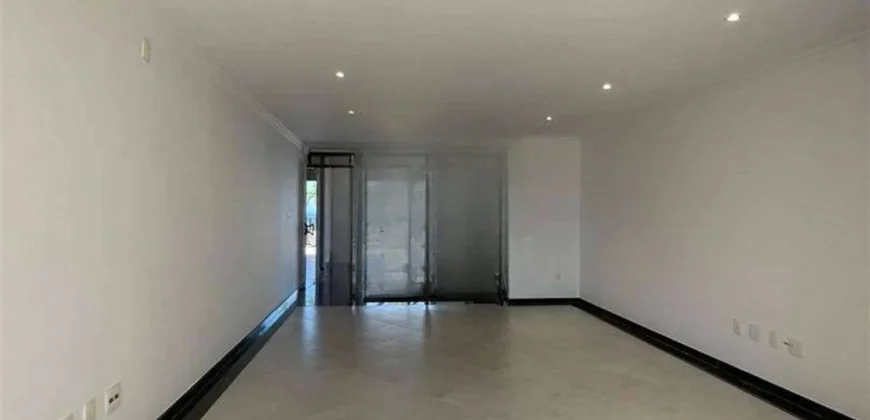 Casa de 4 quartos no Recreio dos Bandeirantes • Pronta