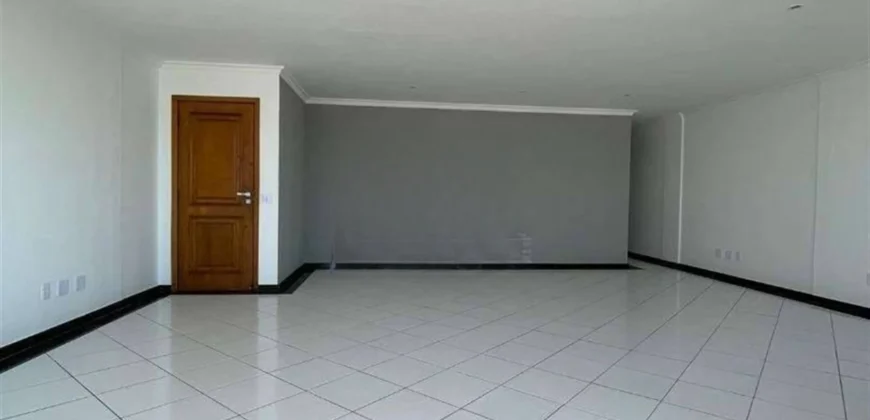 Casa de 4 quartos no Recreio dos Bandeirantes • Pronta