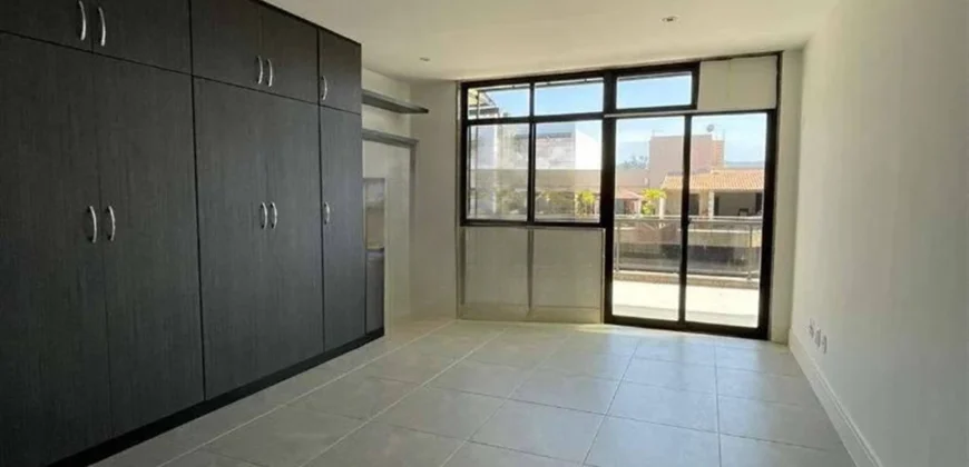 Casa de 4 quartos no Recreio dos Bandeirantes • Pronta