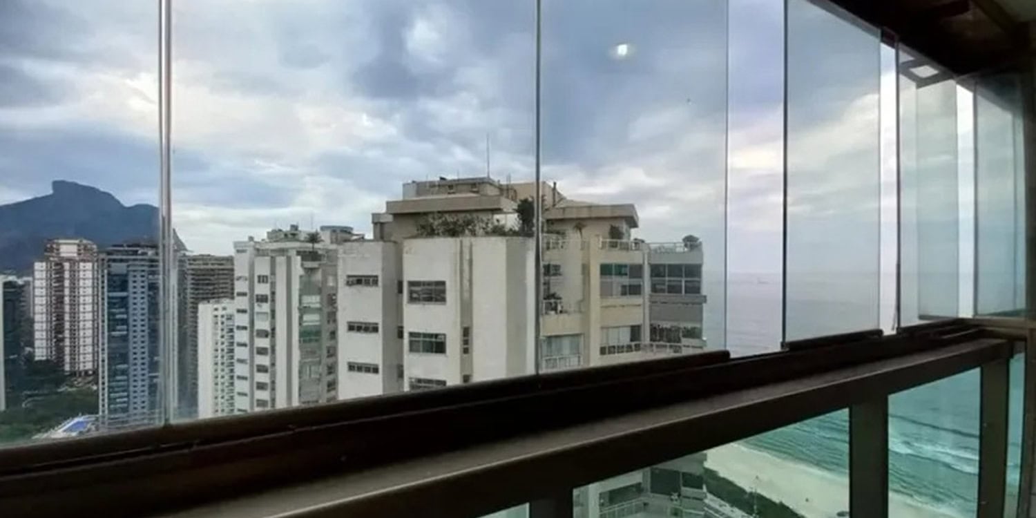 Apartamento de 4 quartos na Barra da Tijuca | Costa Del Sol • Pronto