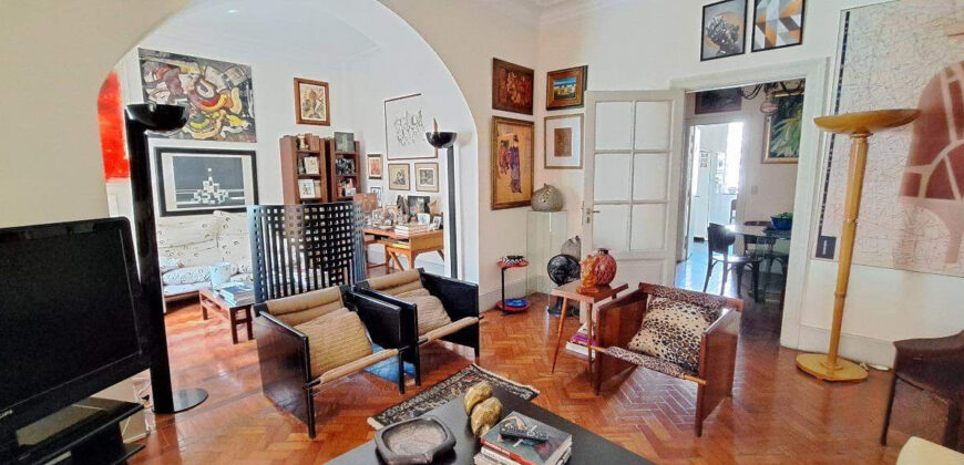 Apartamento de 2 quartos em Copacabana • Pronto