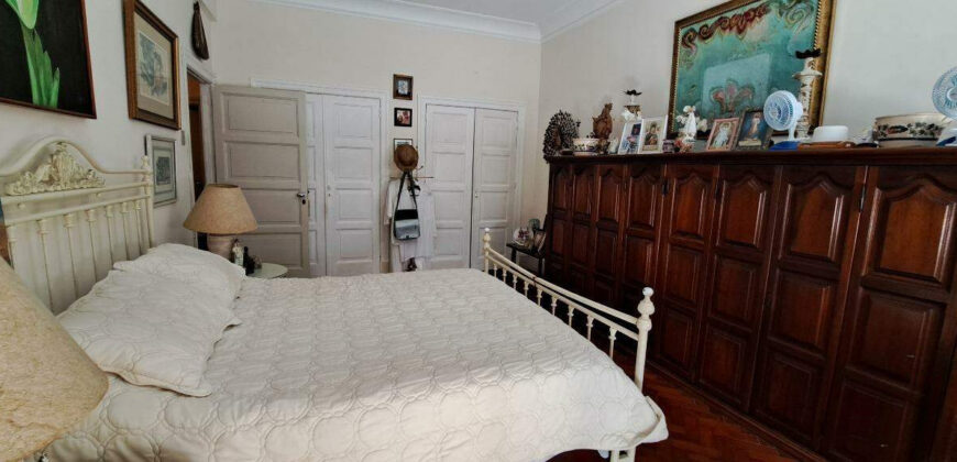 Apartamento de 2 quartos em Copacabana • Pronto