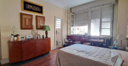 Apartamento de 2 quartos em Copacabana • Pronto