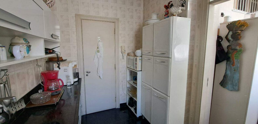 Apartamento de 2 quartos em Copacabana • Pronto