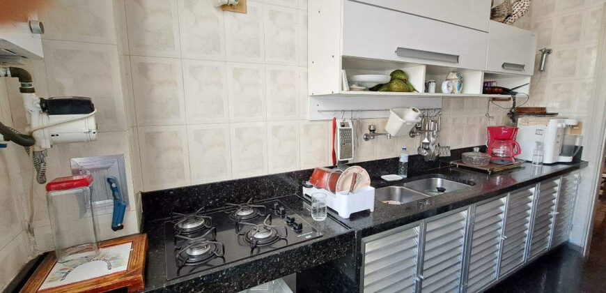 Apartamento de 2 quartos em Copacabana • Pronto