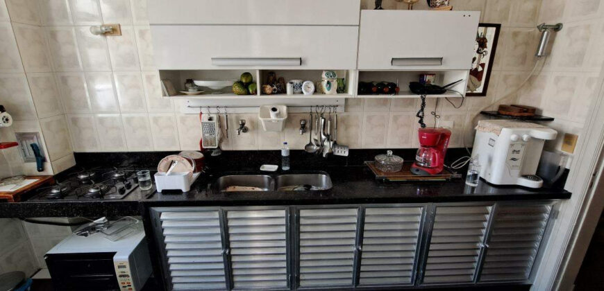 Apartamento de 2 quartos em Copacabana • Pronto