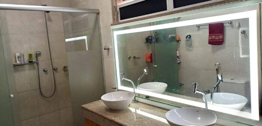 Apartamento de 3 quartos em Copacabana • Pronto