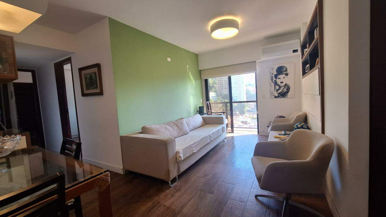 Apartamento de 2 quartos em Botafogo • Pronto