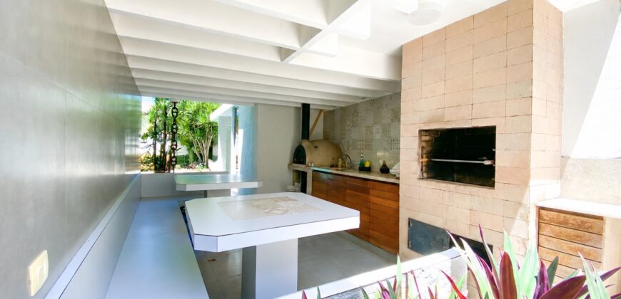 Casa de 5 quartos na Barra da Tijuca | Santa Helena • Pronta
