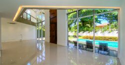 Casa de 5 quartos na Barra da Tijuca | Santa Helena • Pronta