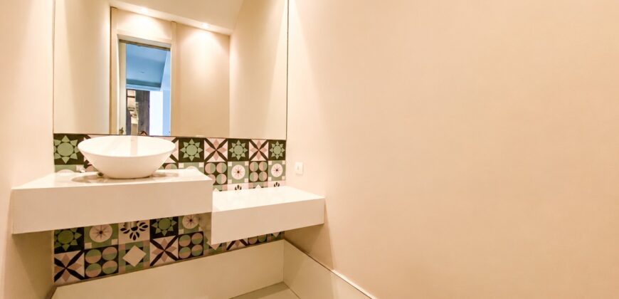 Casa de 5 quartos na Barra da Tijuca | Santa Helena • Pronta