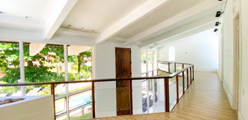 Casa de 5 quartos na Barra da Tijuca | Santa Helena • Pronta