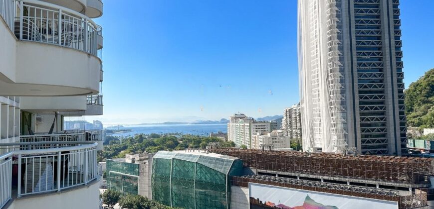 Apartamento de 2 quartos em Botafogo | Edifício Bay View • Pronto