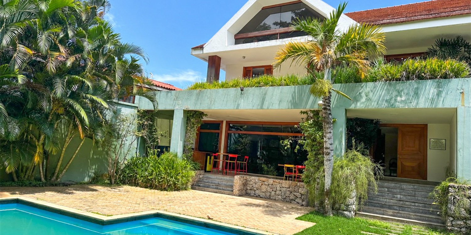 Casa de 4 quartos na Barra da Tijuca | Santa Helena • Pronta