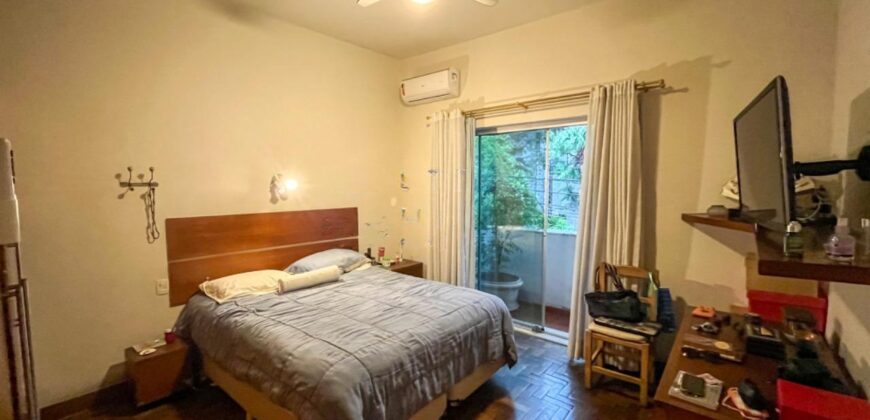 Apartamento de 3 quartos na Gavea • Pronto