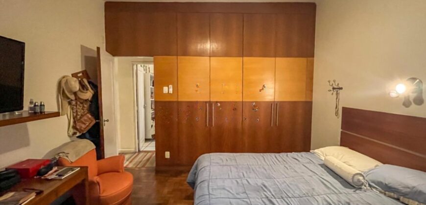 Apartamento de 3 quartos na Gavea • Pronto
