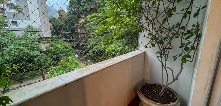 Apartamento de 3 quartos na Gavea • Pronto
