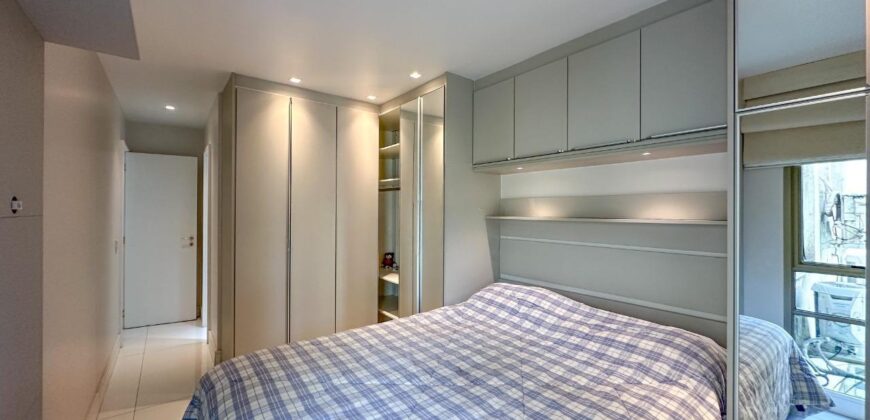 Apartamento de 2 quartos na Lagoa | Residence Lakefront Service • Pronto