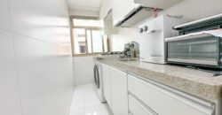 Apartamento de 2 quartos na Lagoa | Residence Lakefront Service • Pronto