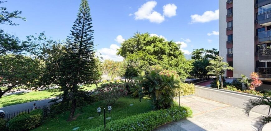 Apartamento de 4 quartos na Barra da Tijuca • Pronto