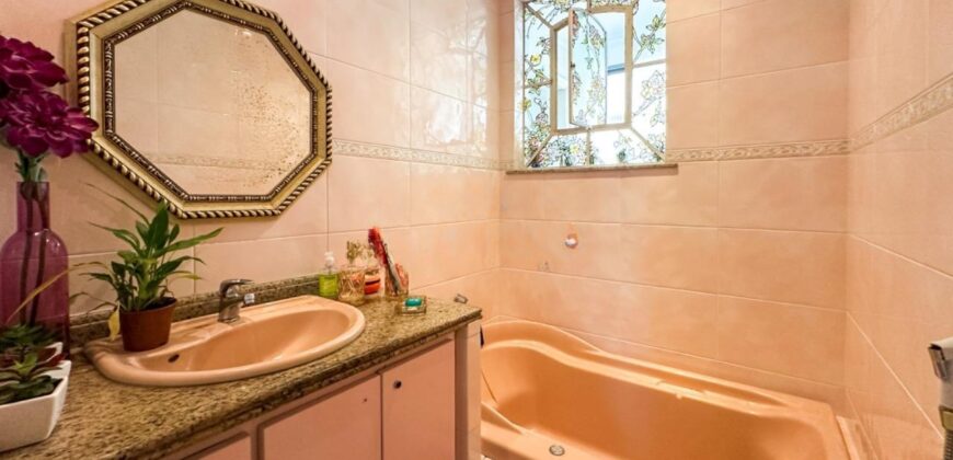 Apartamento de 4 quartos em Copacabana • Pronto