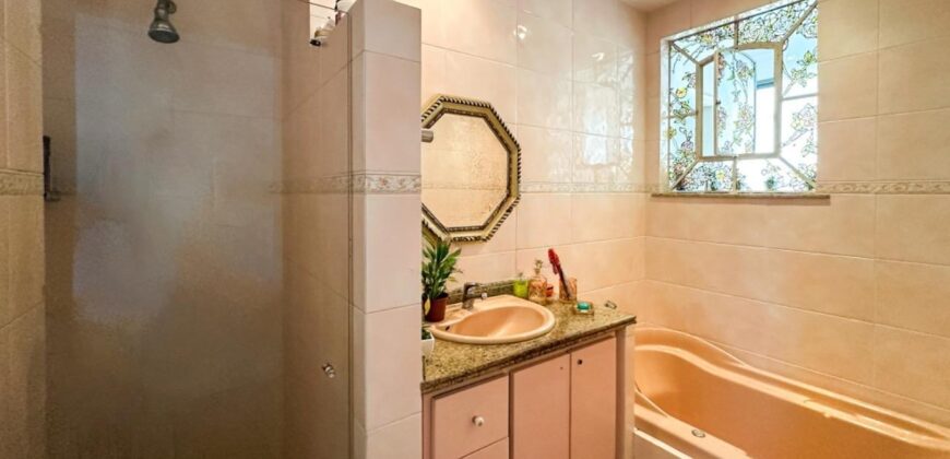 Apartamento de 4 quartos em Copacabana • Pronto