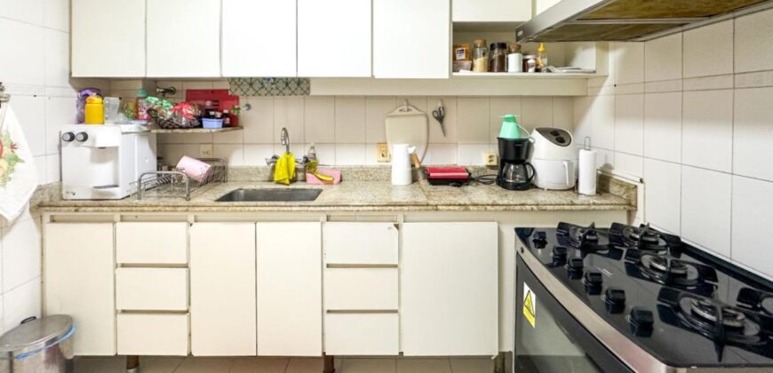 Apartamento de 4 quartos em Copacabana • Pronto