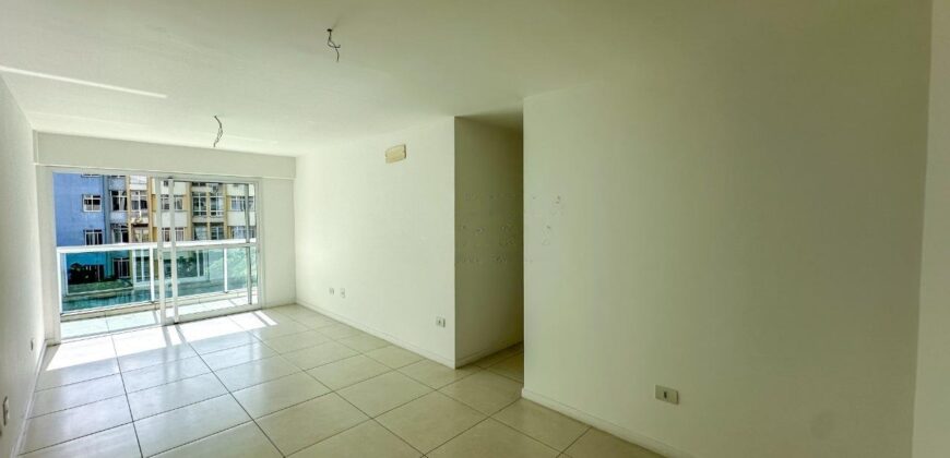 Apartamento de 3 quartos em Botafogo • Pronto