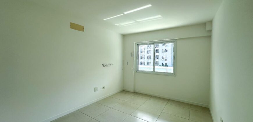 Apartamento de 3 quartos em Botafogo • Pronto