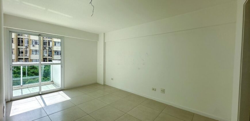 Apartamento de 3 quartos em Botafogo • Pronto