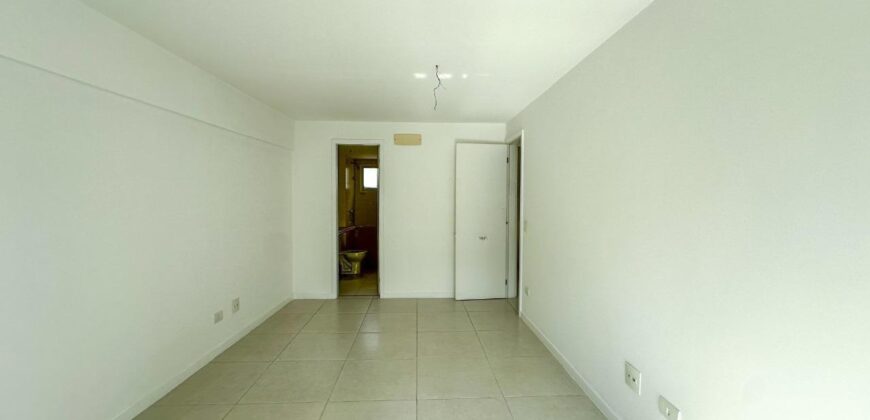 Apartamento de 3 quartos em Botafogo • Pronto