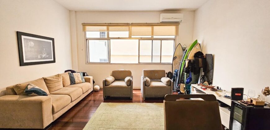 Apartamento de 3 quartos no Leblon • Pronto