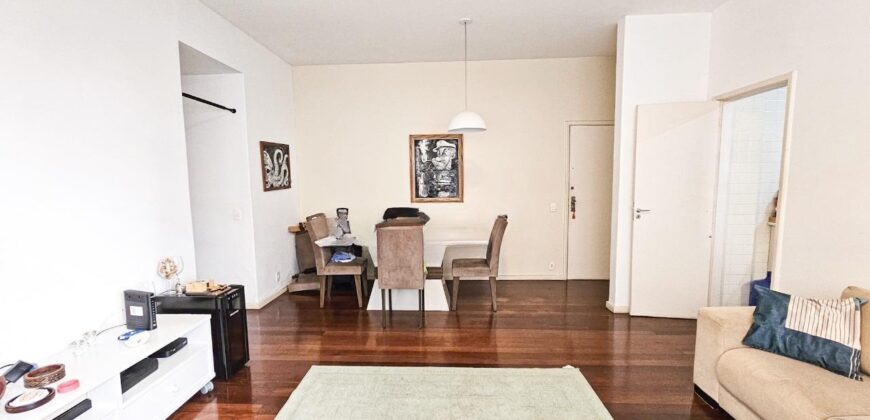 Apartamento de 3 quartos no Leblon • Pronto