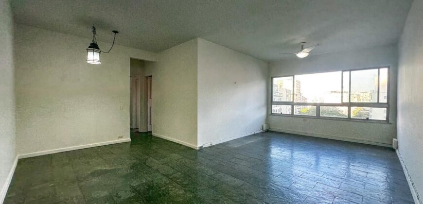 Apartamento de 3 quartos em Copacabana • Pronto