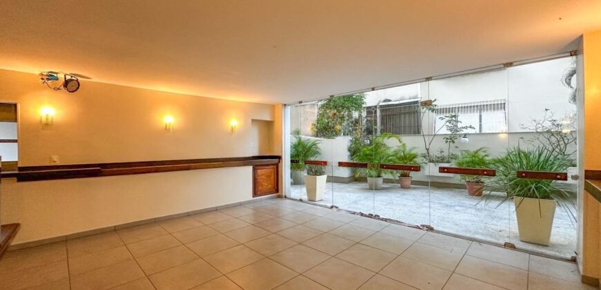 Apartamento de 3 quartos em Copacabana • Pronto