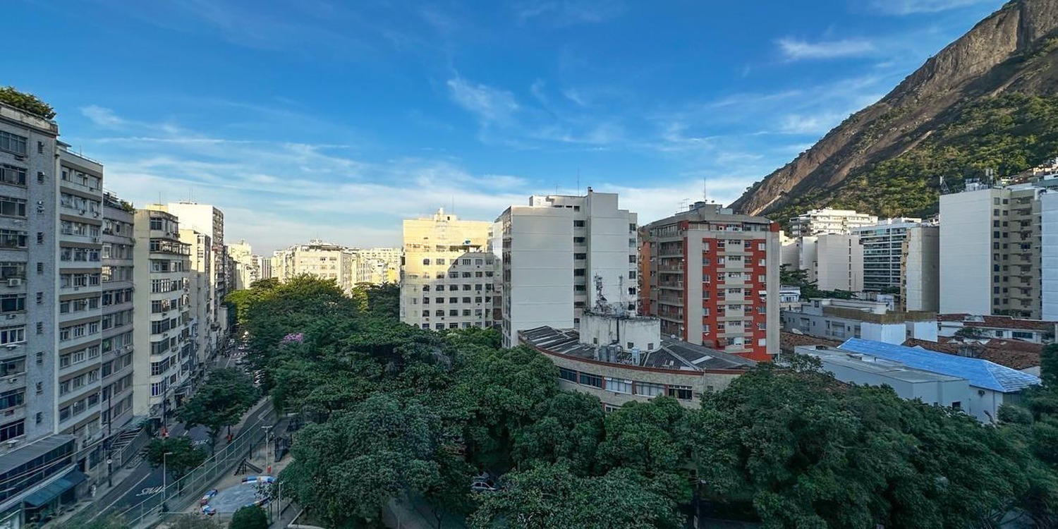 Apartamento de 3 quartos em Copacabana • Pronto