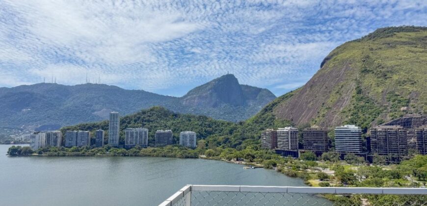 Cobertura Dúplex de 3 quartos em Ipanema • Pronta